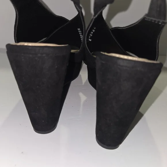 JustFab Black Wedge Sandals Women's Size 8 - Picture 6 of 11